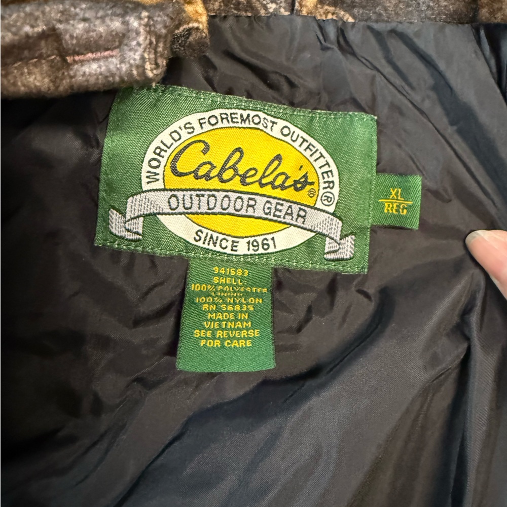 Cabela's Black and Brown Outdoor Gear
